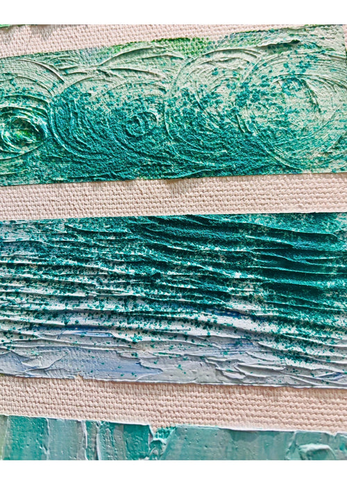 "Our" Favourite Colour — Green in Four Ways<This time, don't walk past>